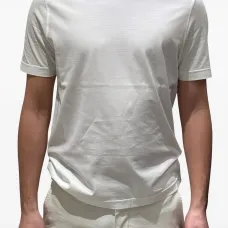 Футболка с круглым вырезом