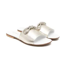 Сандалии с бантами