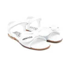 сандалии с логотипом