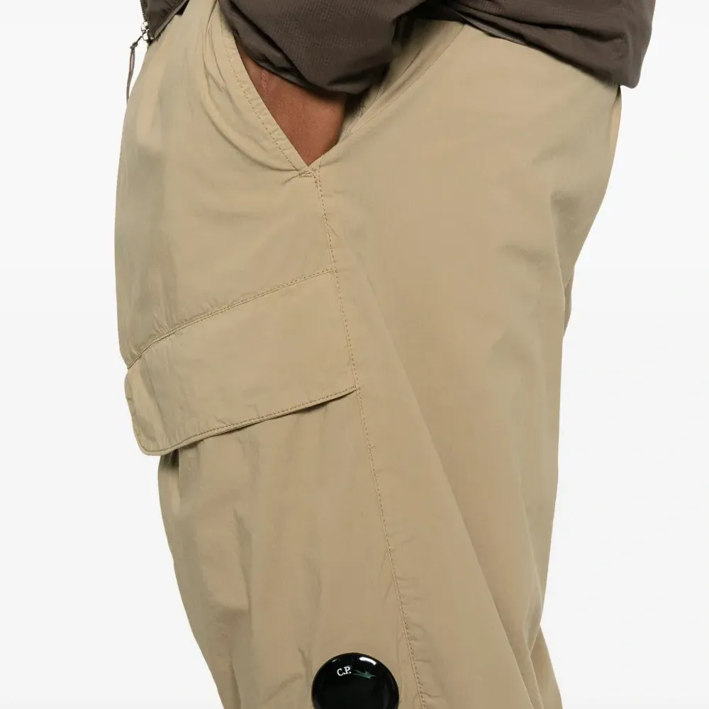 Брюки карго с декором Lens