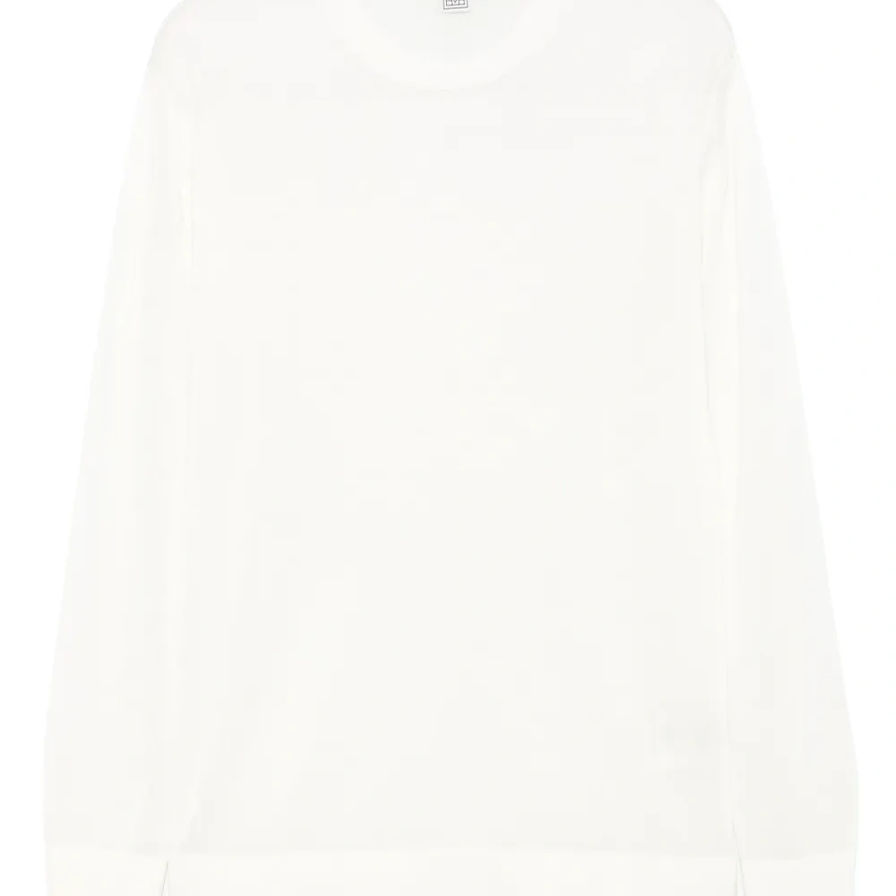 Футболка с длинными рукавами