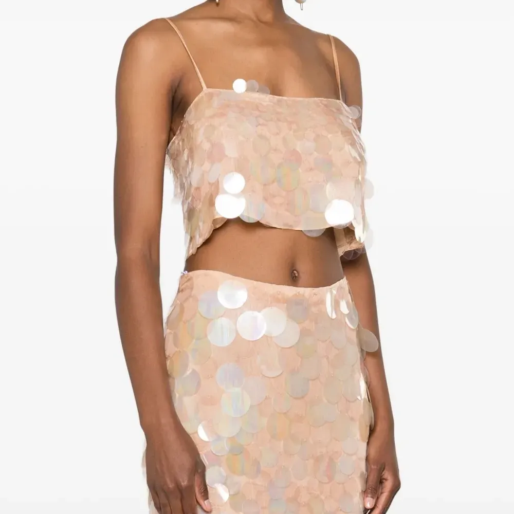 Топ Leia без рукавов