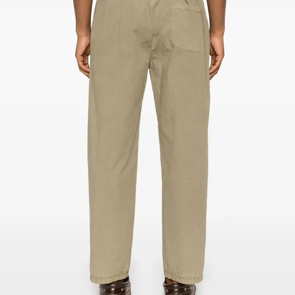 Брюки с карманами