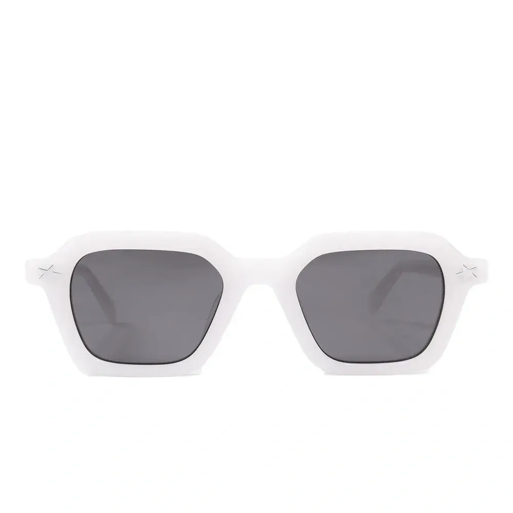 Солнцезащитные очки Era из коллаборации с Akila