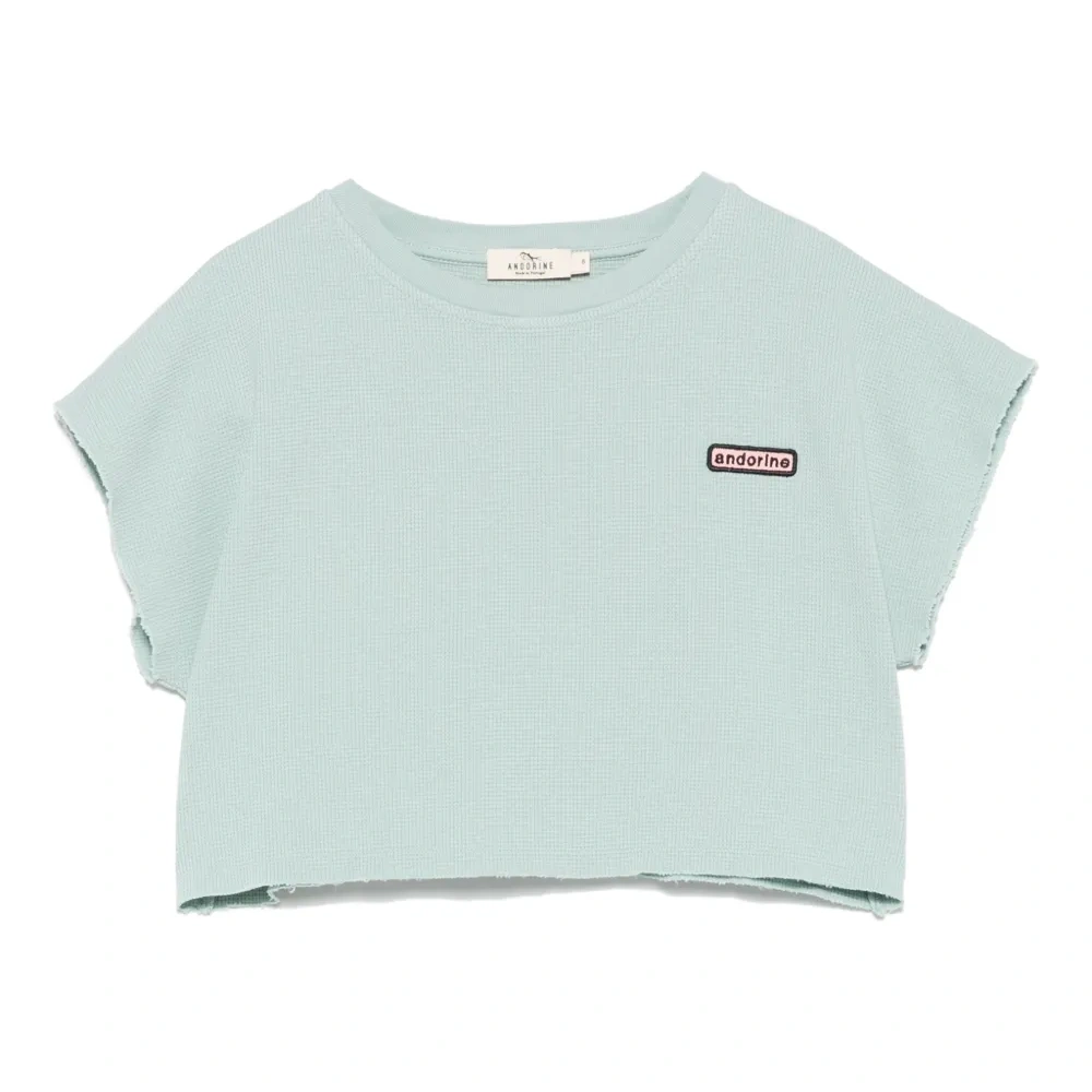 Футболка с нашивкой-логотипом