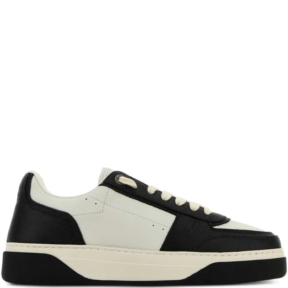 кроссовки Initial