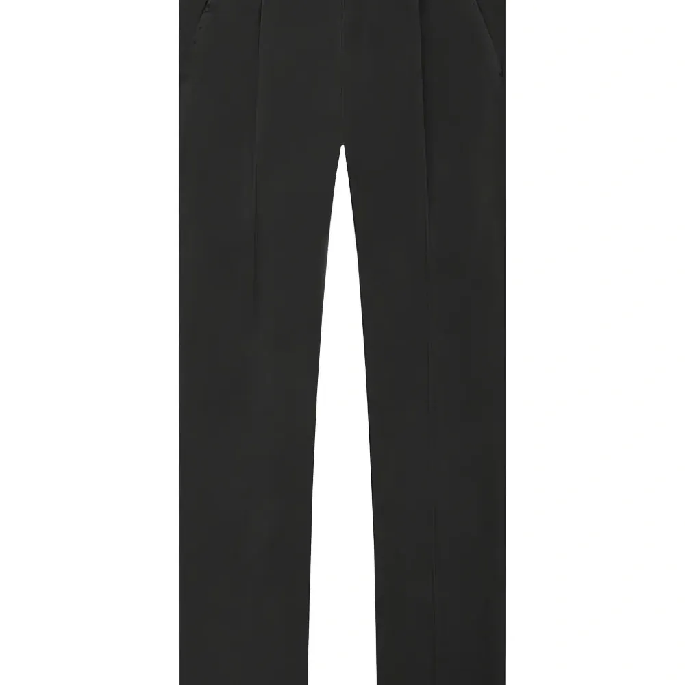 Брюки на эластичном поясе Брюки на эластичном поясе