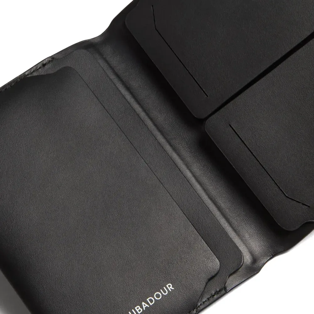 Кожаная обложка для паспорта