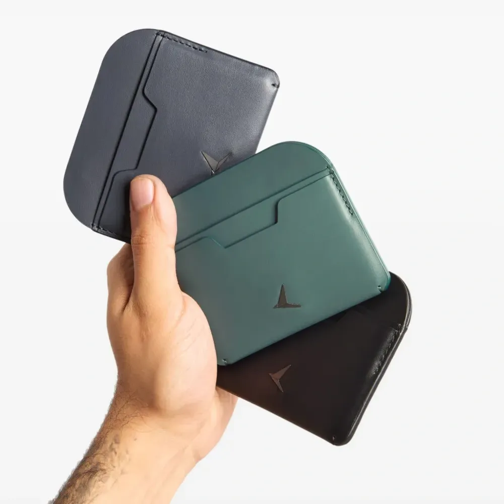 Картхолдер с логотипом