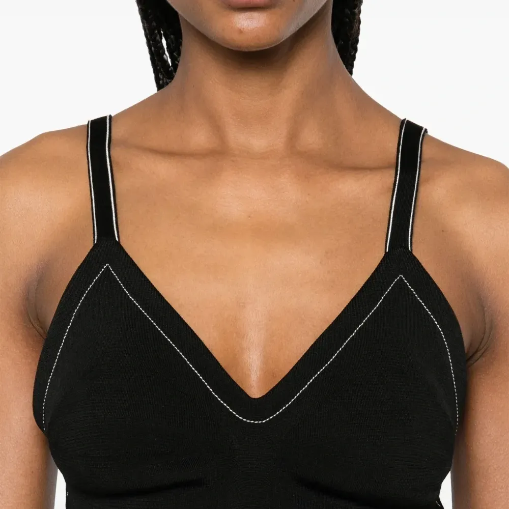 Топ с контрастной строчкой Топ с контрастной строчкой