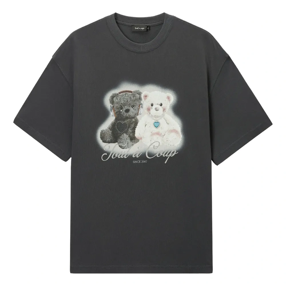 Футболка с логотипом