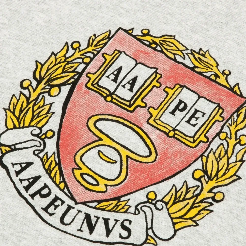 Футболка с круглым вырезом