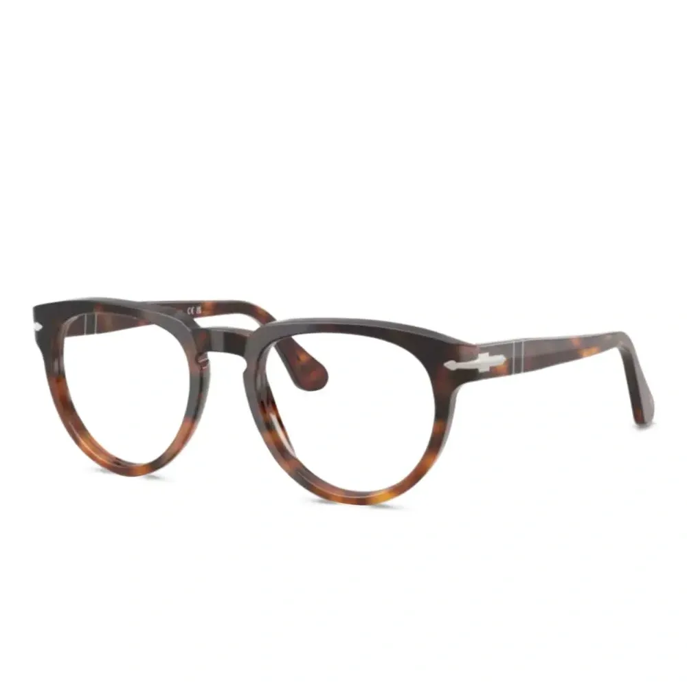 Очки в круглой оправе