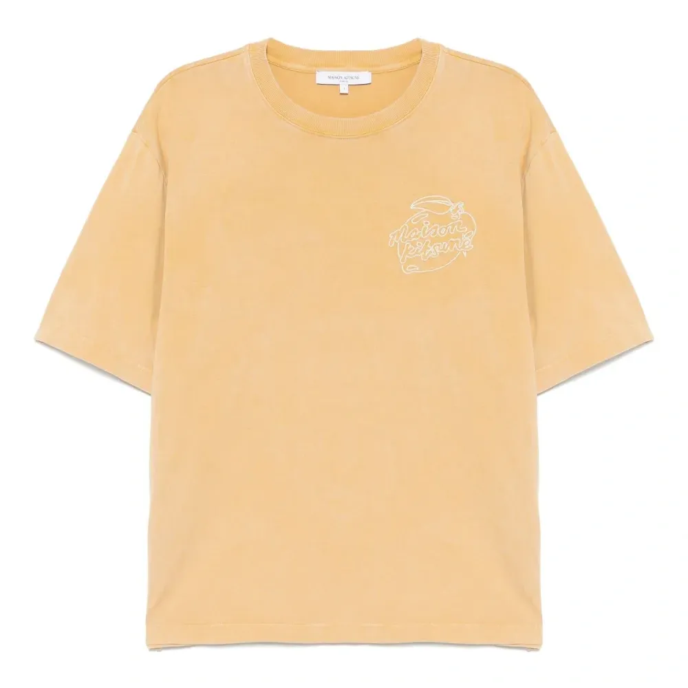 Футболка с вышивкой