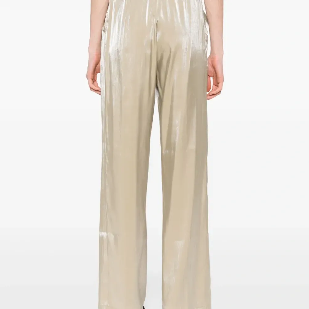 Брюки с эффектом металлик