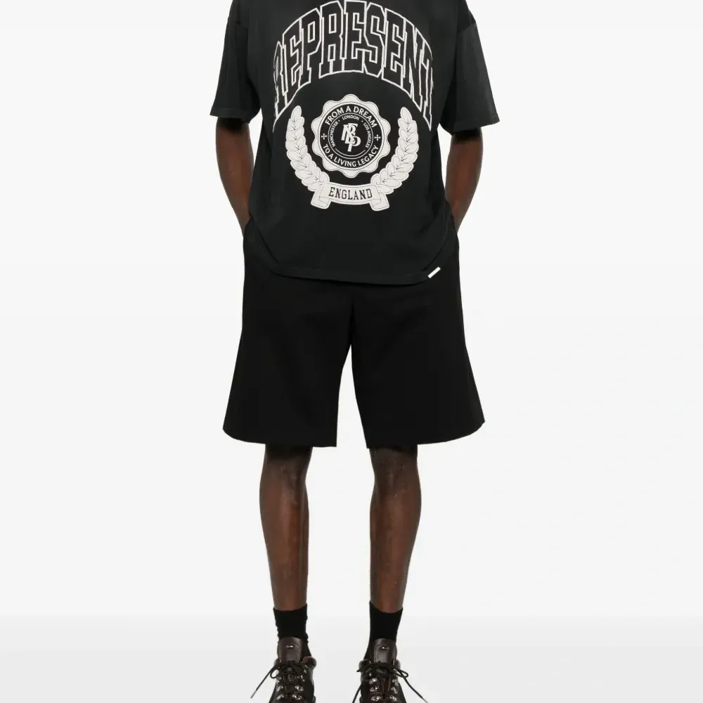 Футболка с гербом Legacy