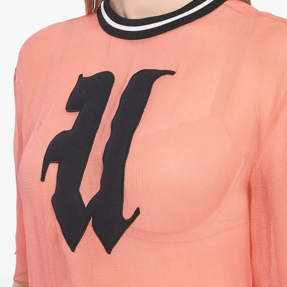 Футболка с логотипом