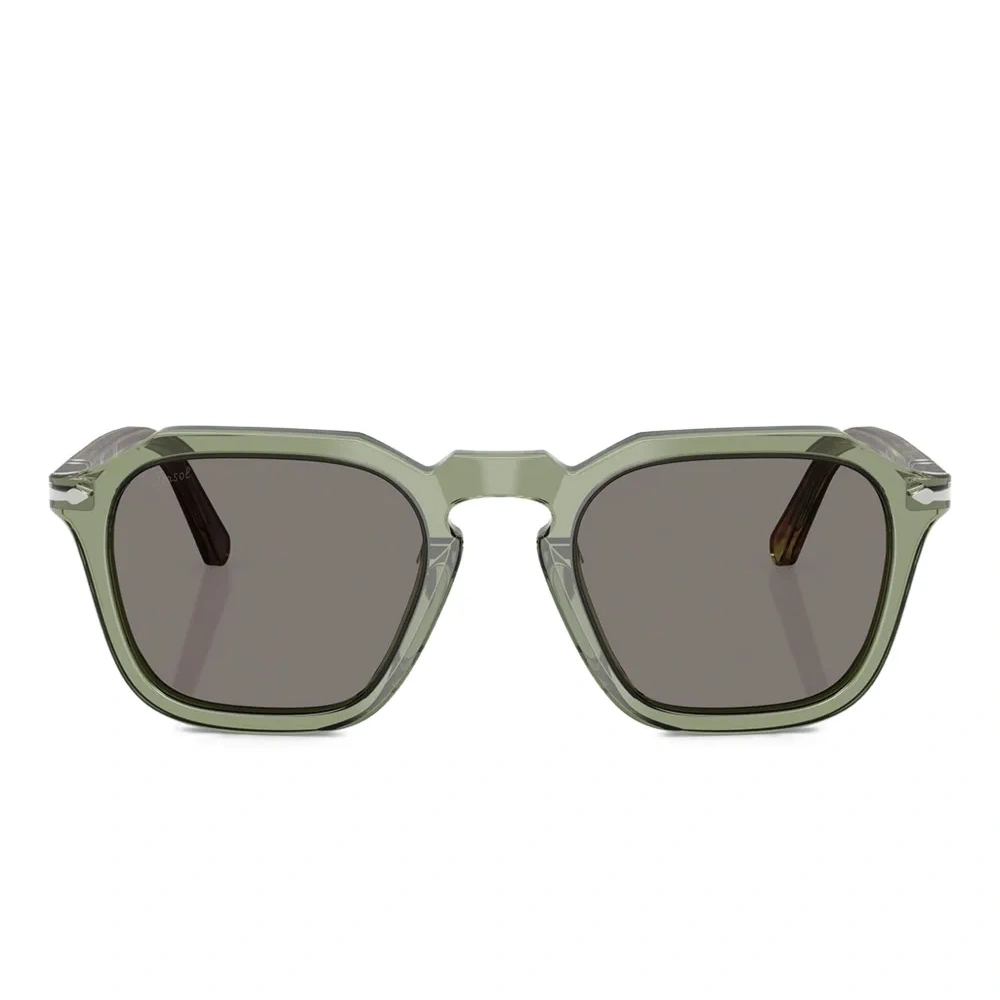 Солнцезащитные очки в геометричной оправе