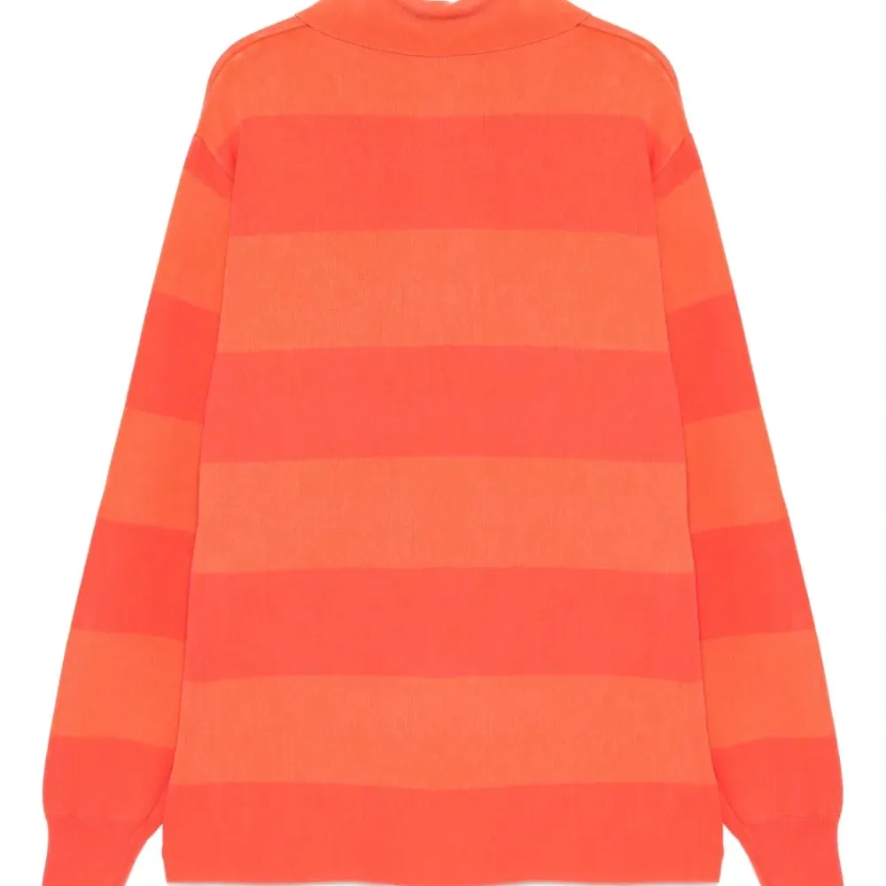 Толстовка с вышивкой и воротником поло