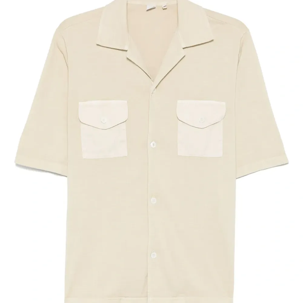 Рубашка на пуговицах