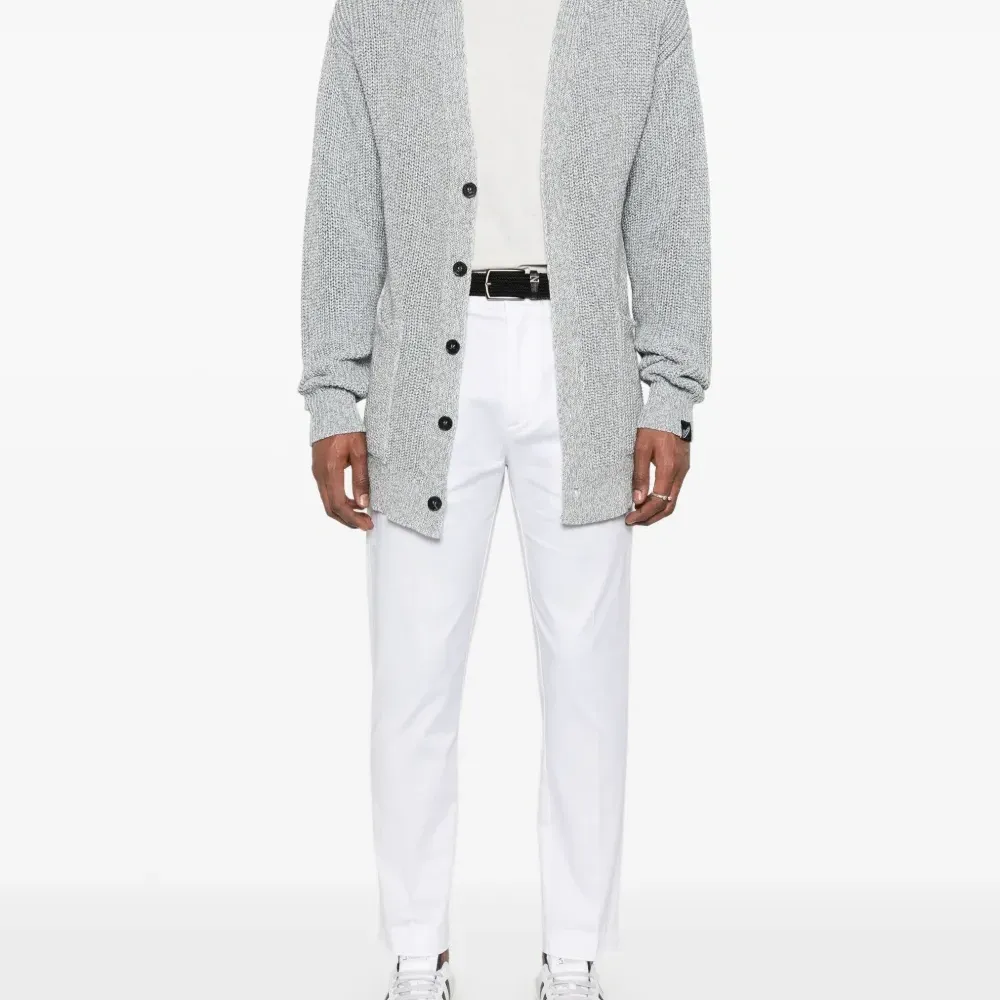 Футболка с круглым вырезом