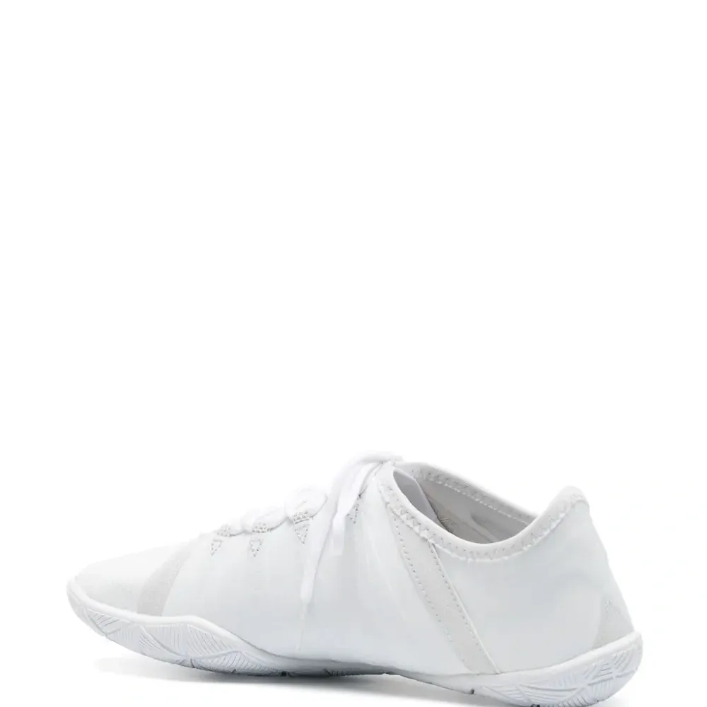 Кроссовки UX200