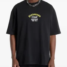 Футболка с графичным принтом