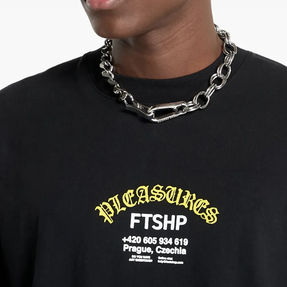 Футболка с графичным принтом Футболка с графичным принтом