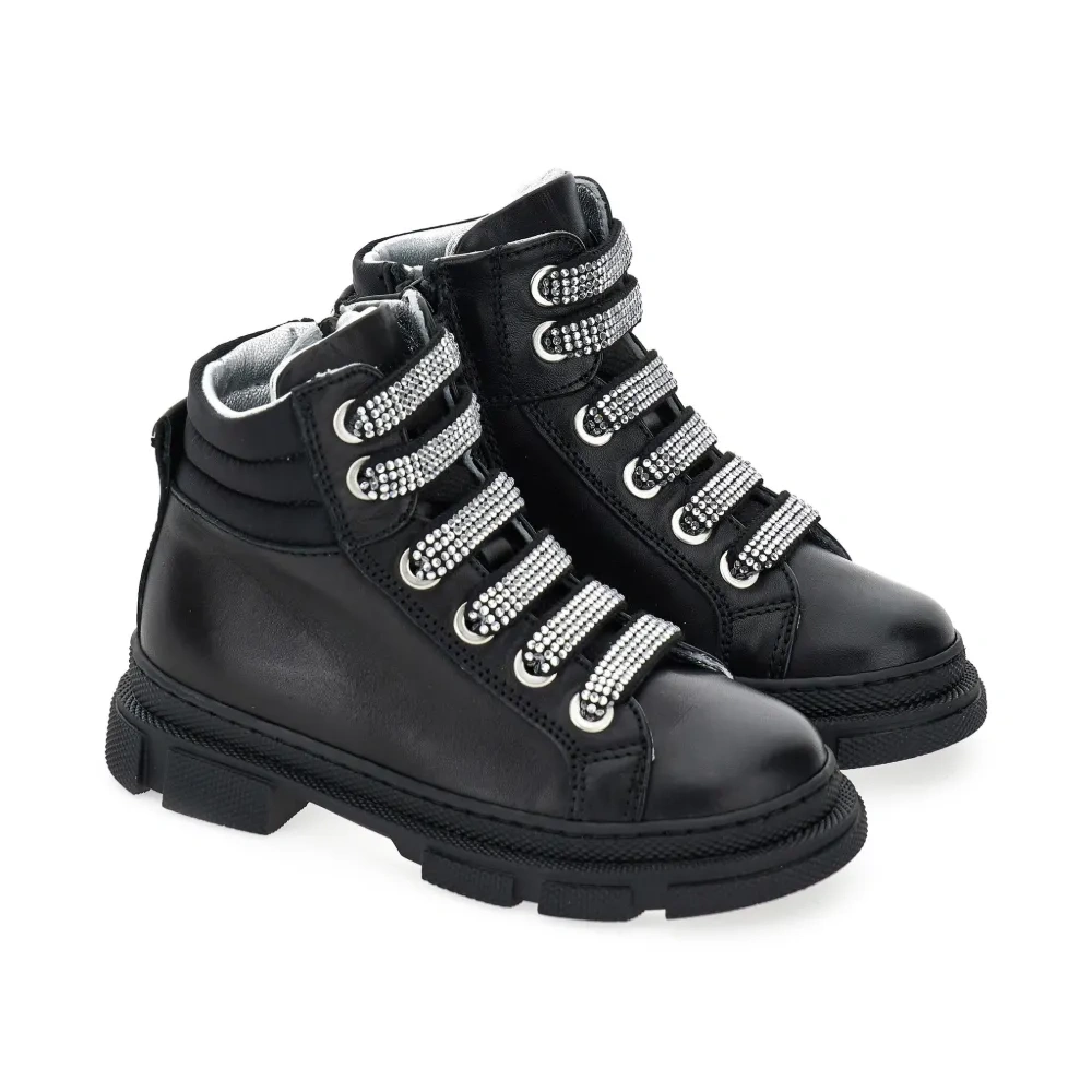 Ботинки со стразами