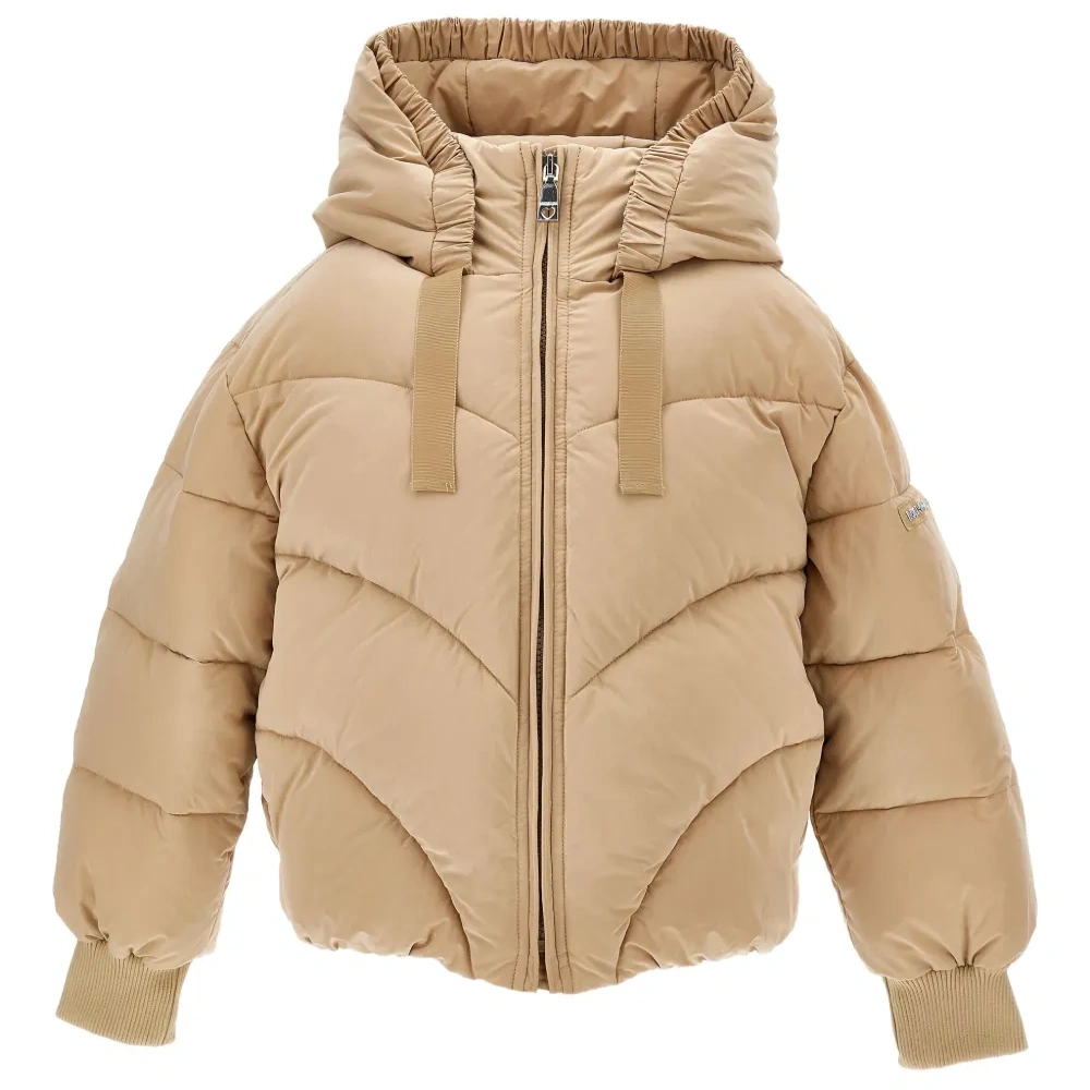 пуховик с капюшоном