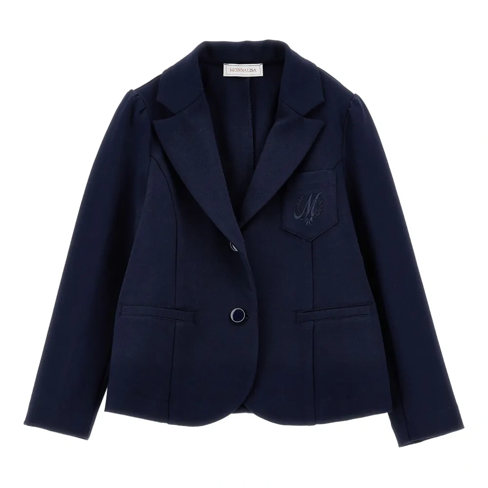 Пиджак строгого кроя