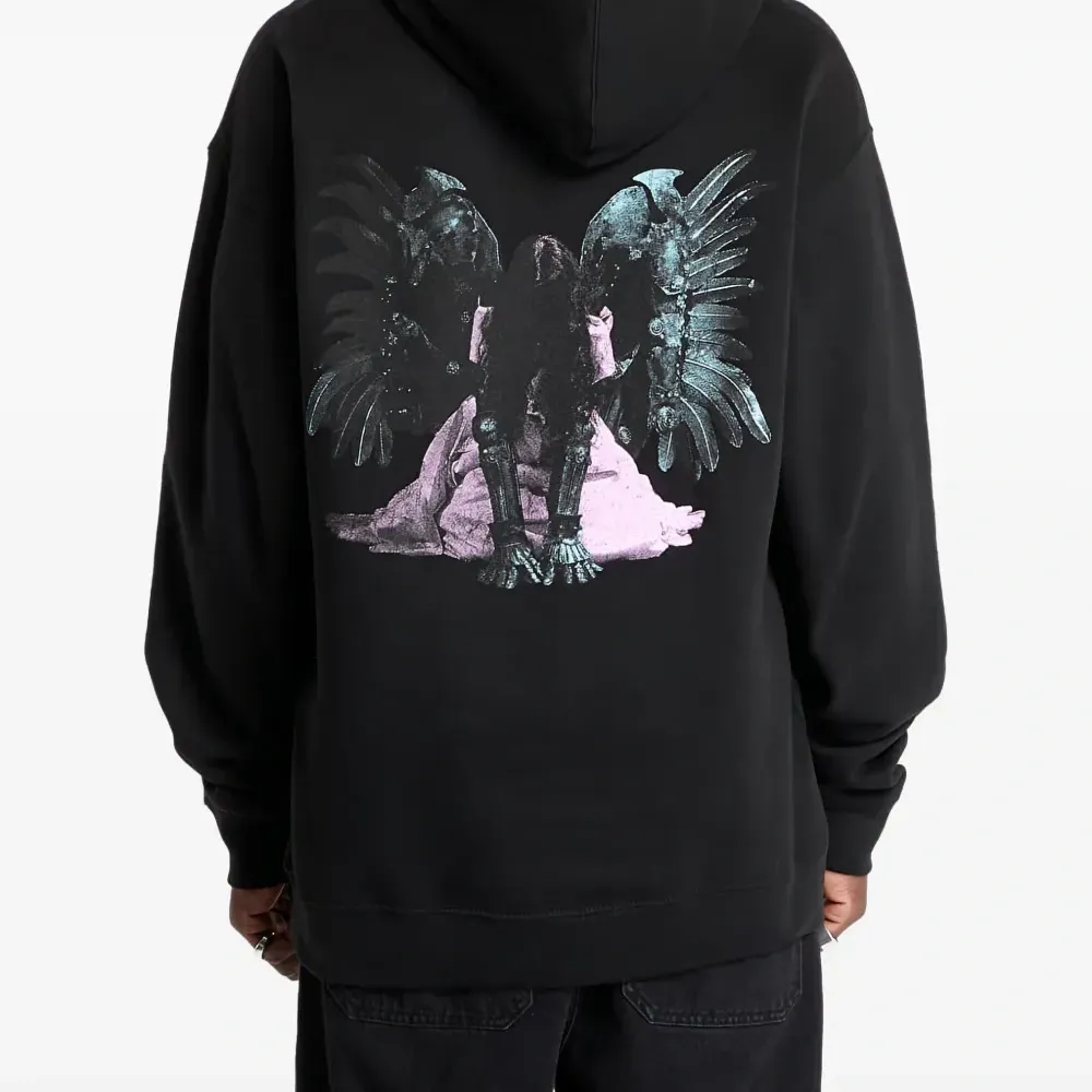 худи из коллаборации с FTSHP