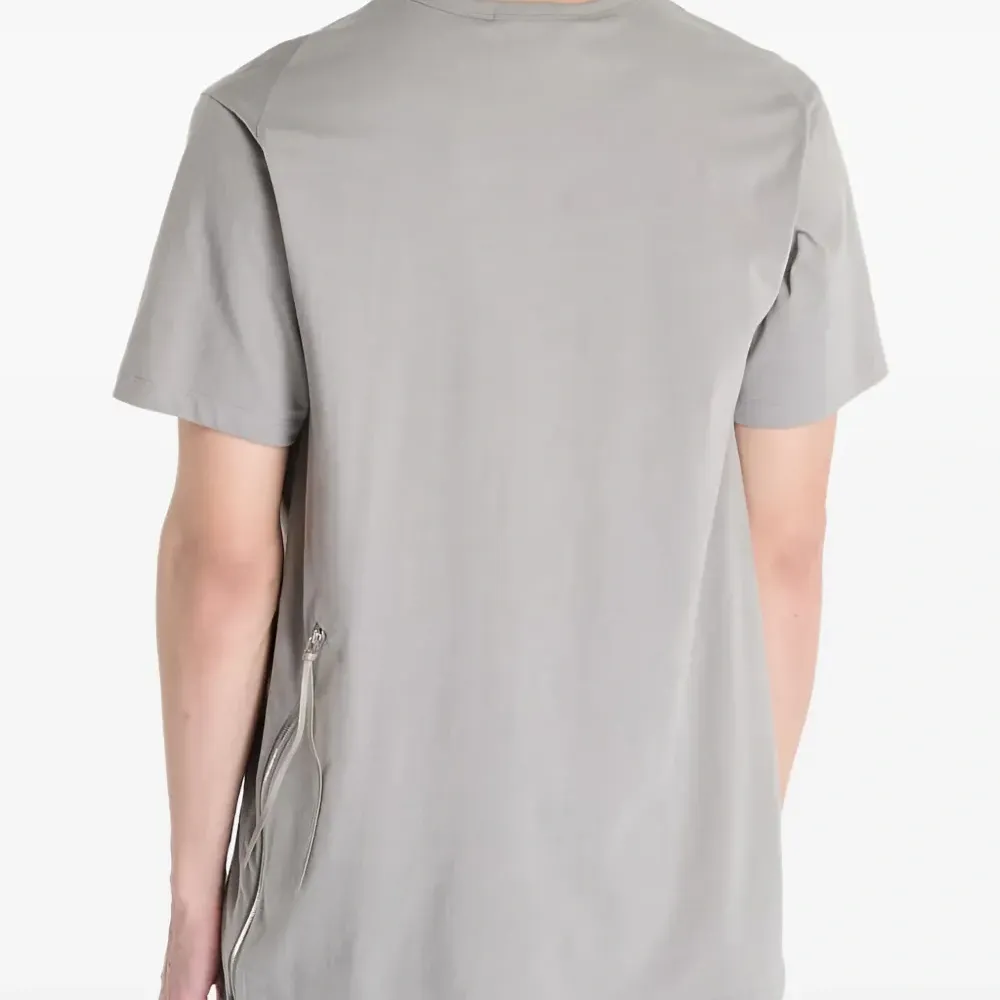 футболка оверсайз с круглым вырезом