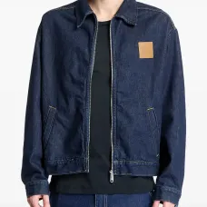 Куртка на пуговицах