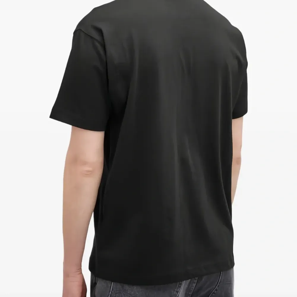 футболка World