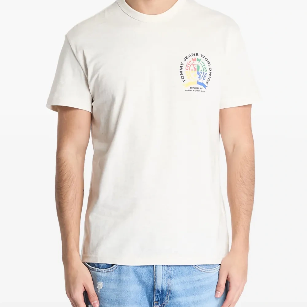 Футболка с логотипом