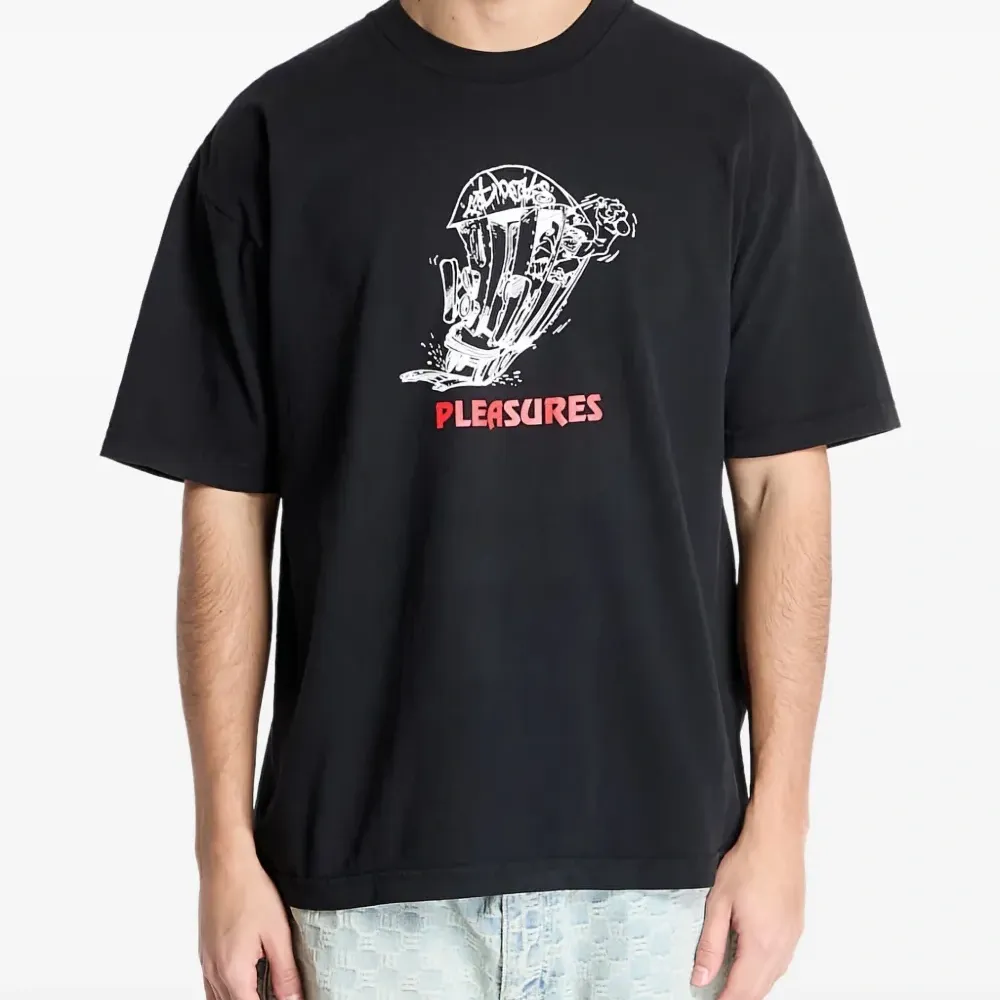 Футболка с графичным принтом