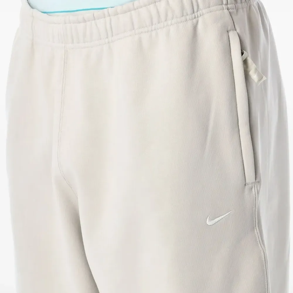 Спортивные брюки Solo Swoosh