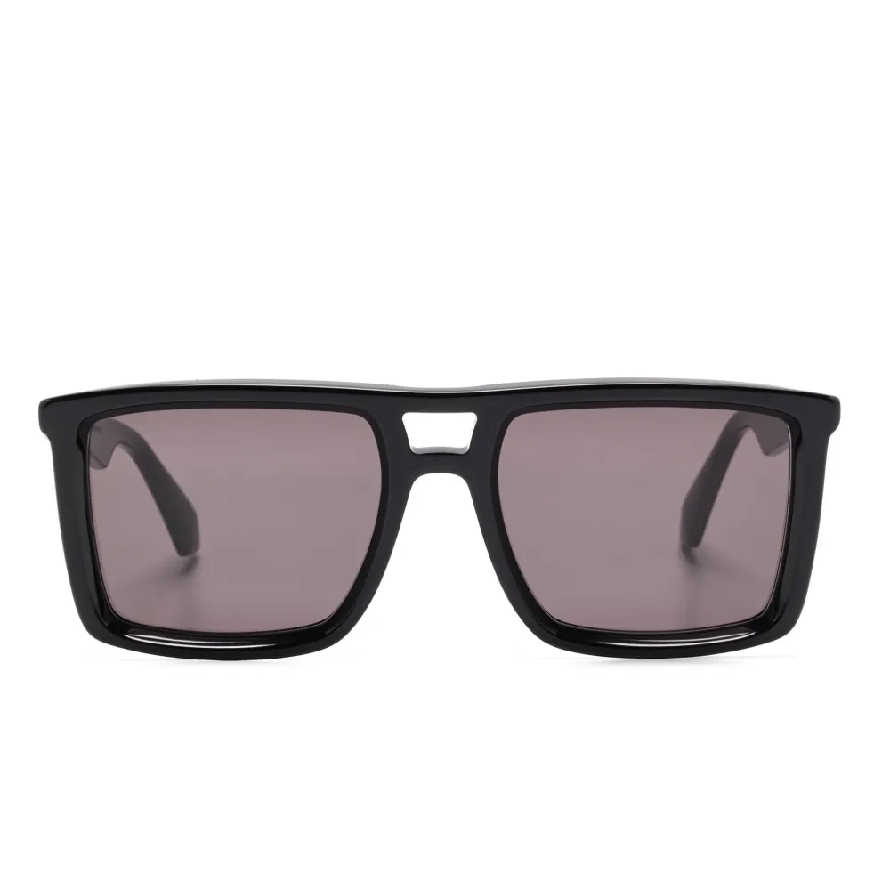 Солнцезащитные очки с логотипом Солнцезащитные очки с логотипом