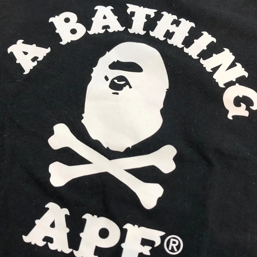 Футболка Captain Ape Crossbone Футболка Captain Ape Crossbone