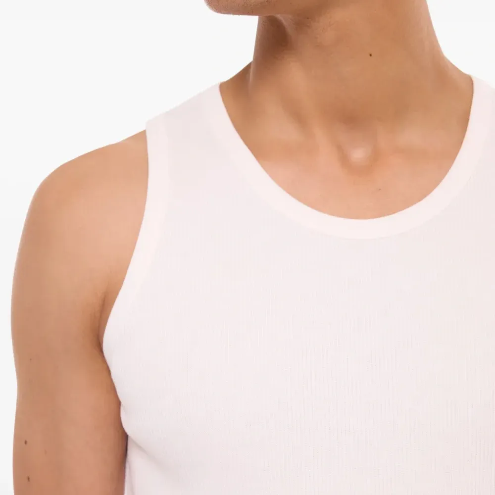 Топ без рукавов в рубчик Топ без рукавов в рубчик