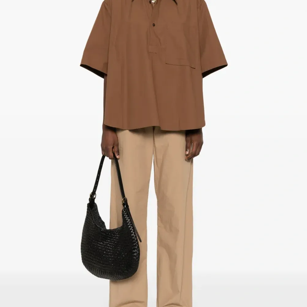 Рубашка на пуговицах Рубашка на пуговицах