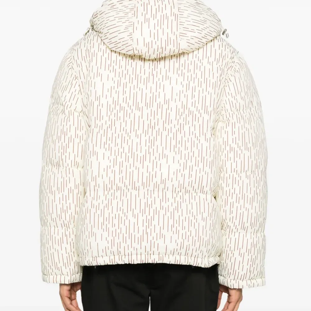 Пуховик в полоску