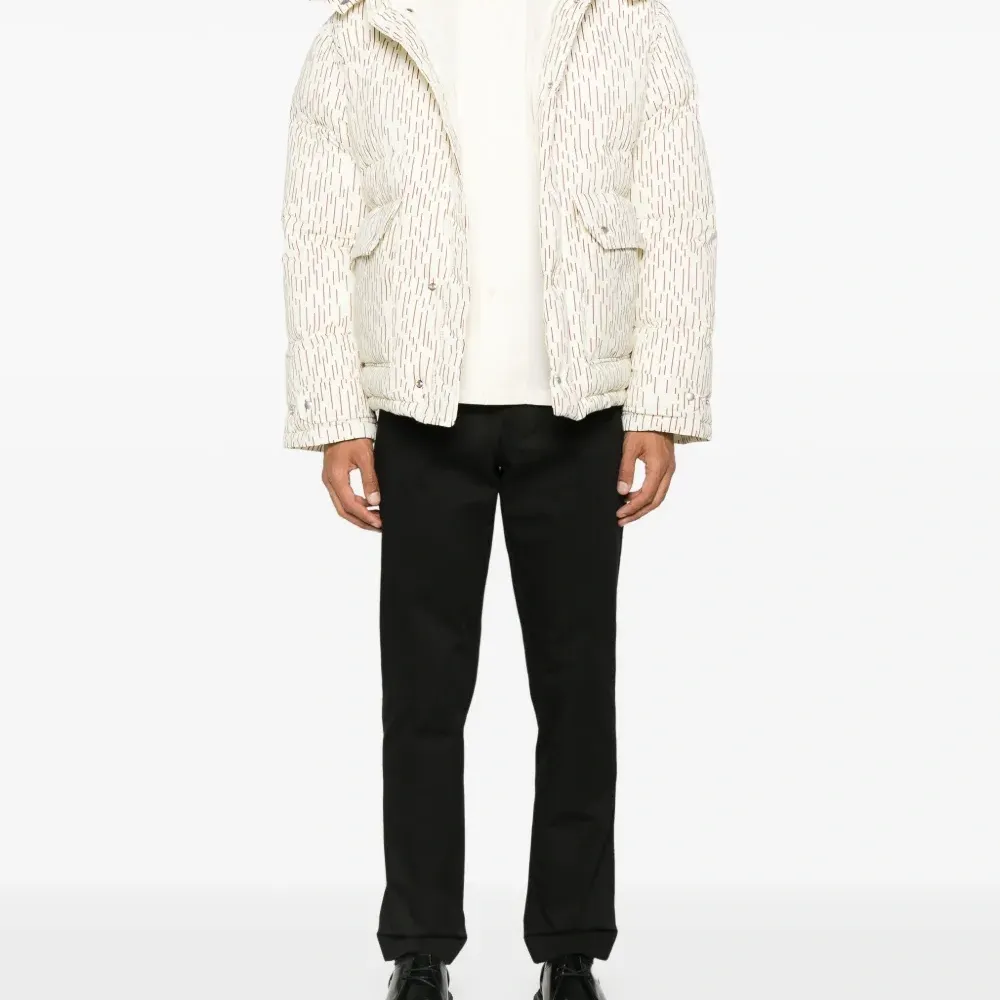 Пуховик в полоску