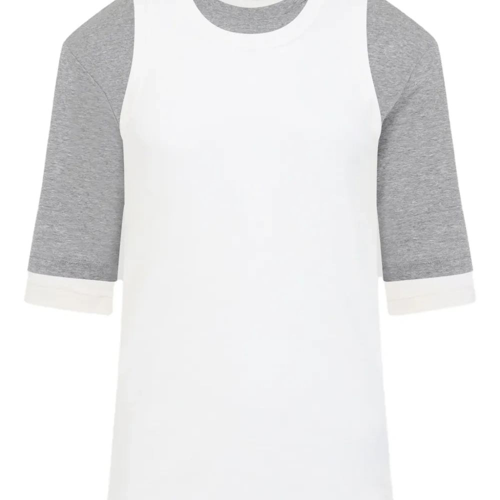 Футболка с круглым вырезом