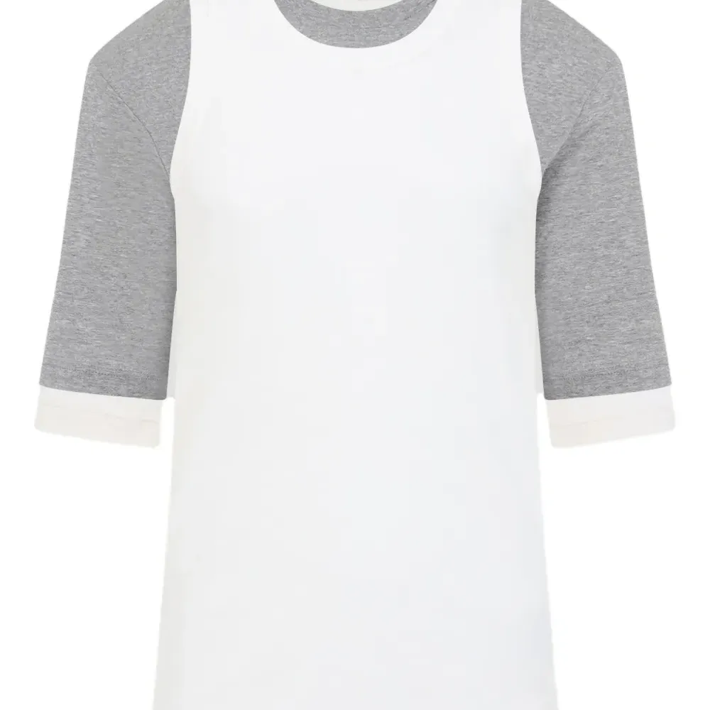 Футболка с круглым вырезом