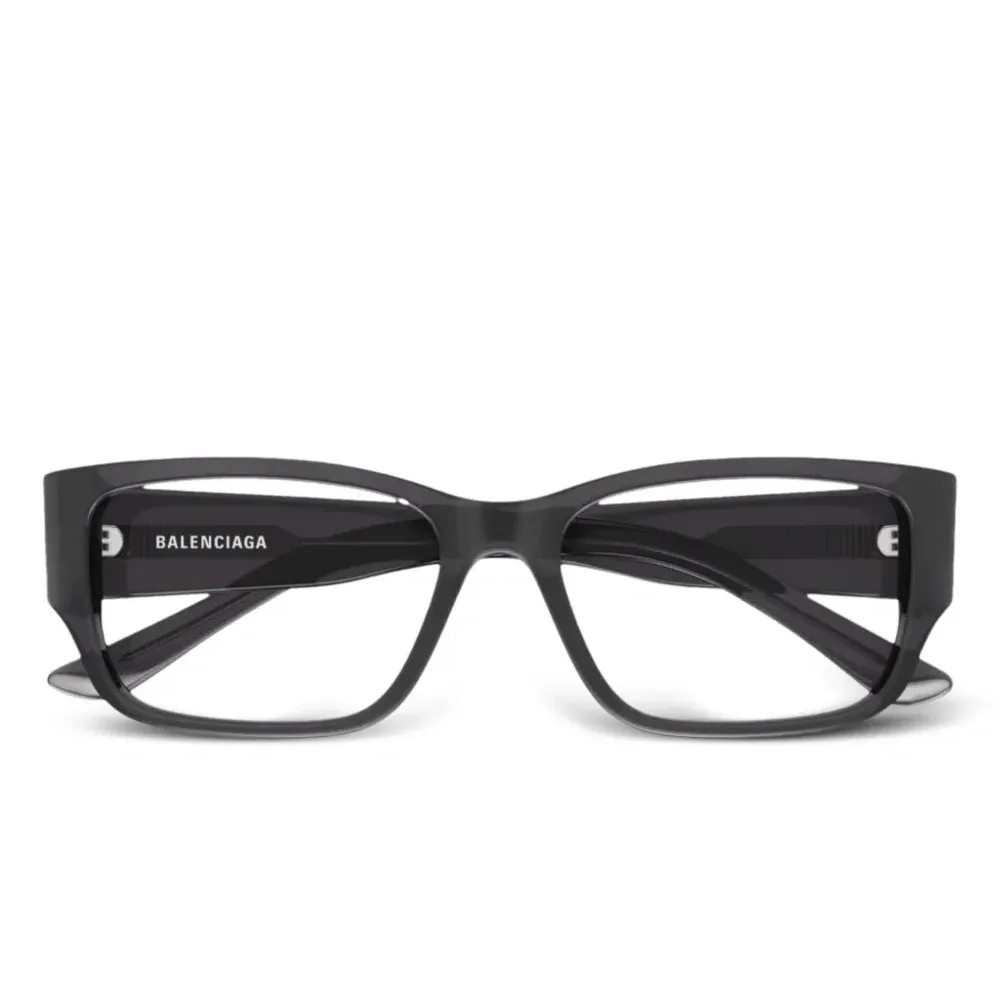 очки в квадратной оправе