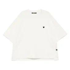 Футболка с разрезами