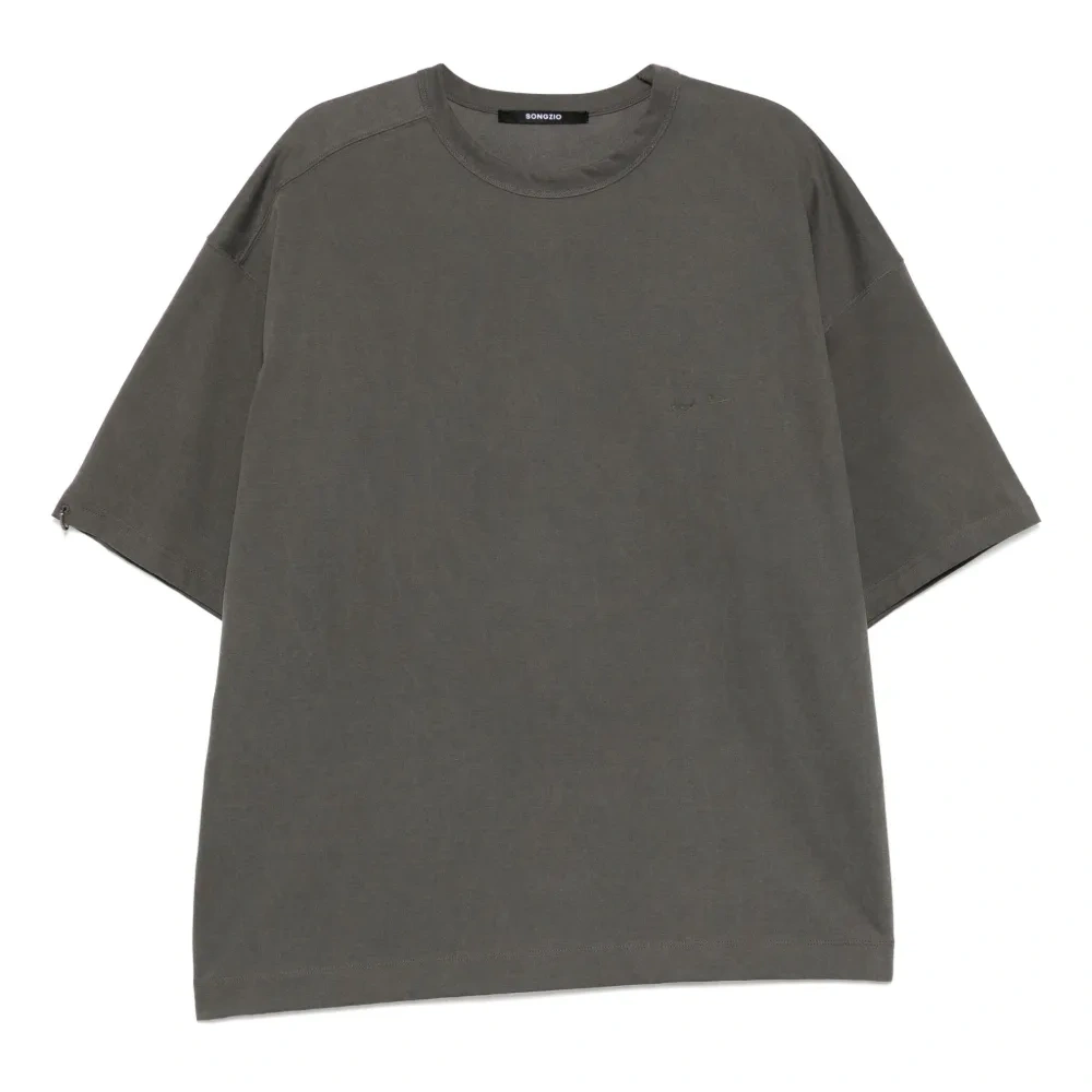 Футболка асимметричного кроя