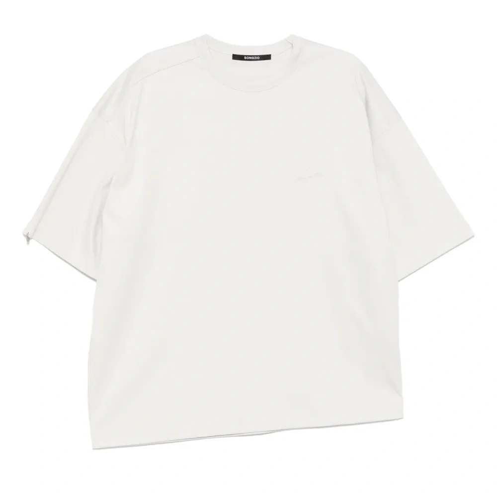 Футболка асимметричного кроя